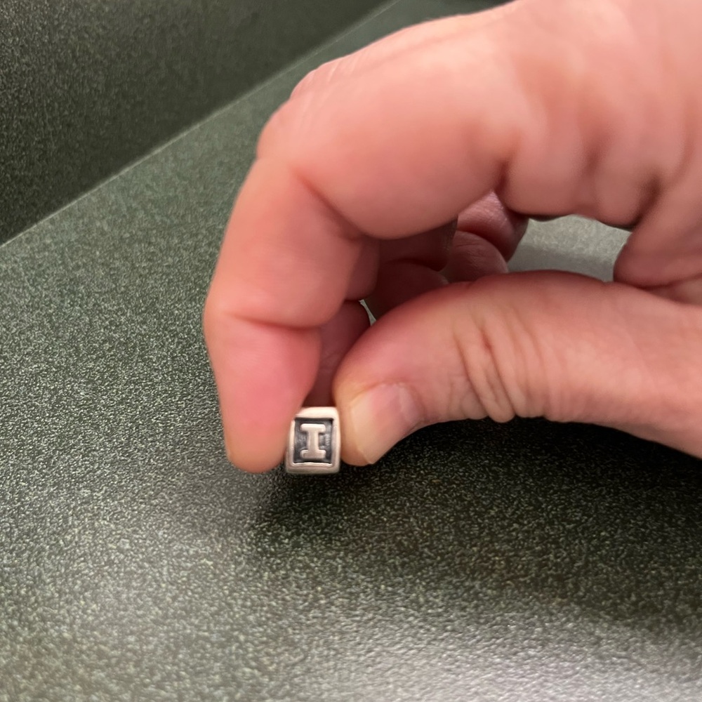 Pandora Silver and black letter I Charm - Picture 4 of 4